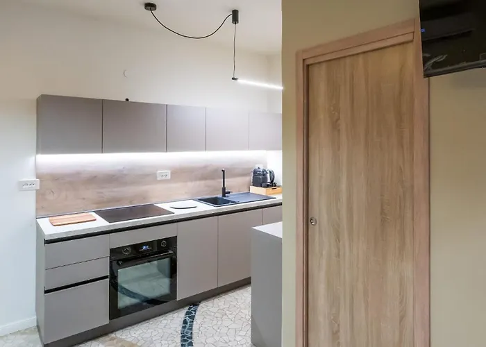 アパート Aragona *